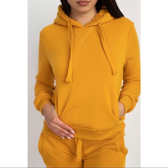 Sweatsuit - Picture 2 of 3